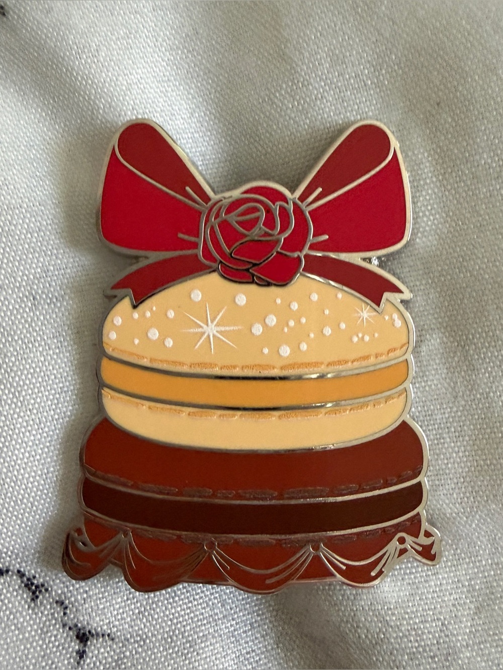 Disney | Belle Macroon Pin